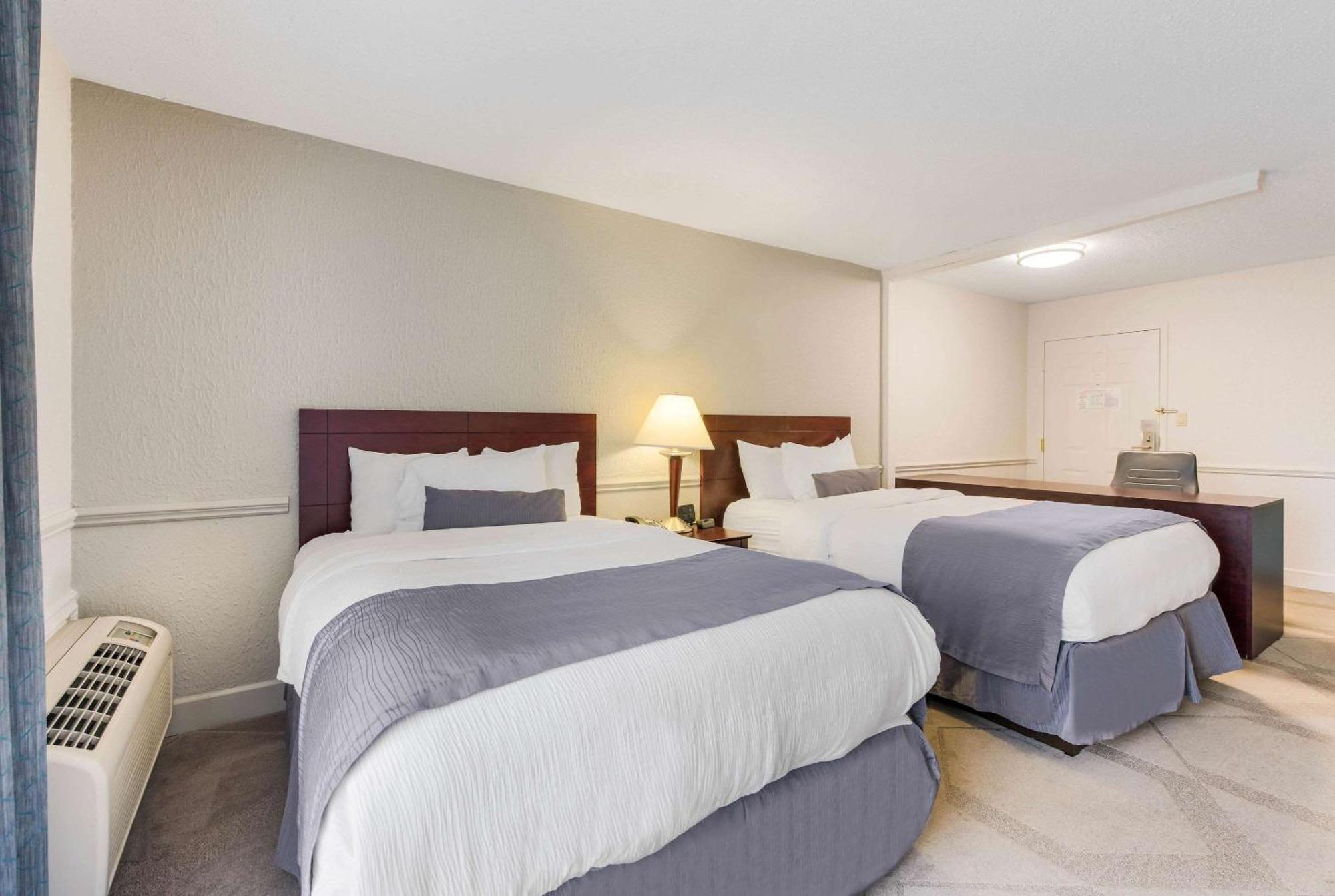 The Blu Hotel Blue Ash Cincinnati, Ascend Hotel Collection Kültér fotó